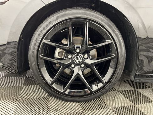 Used 2023 Honda Civic Sport image 12
