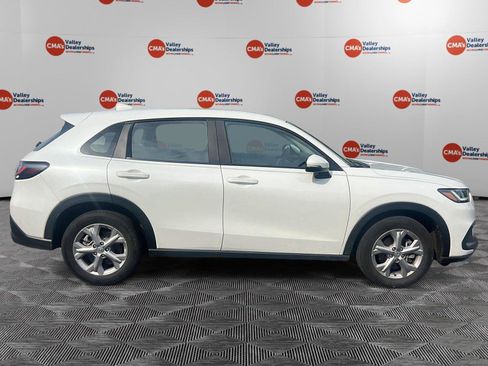 Certified 2024 Honda HR-V LX image 6