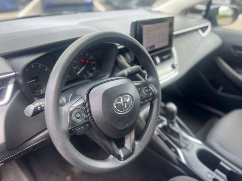Used 2024 Toyota Corolla LE FWD image 11