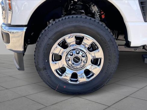 New 2026 Ford F250 Lariat w/ Lariat Premium Package AWD/4WD image 11