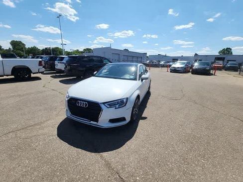 Used 2017 Audi A3 2.0T Premium w/ Convenience Package AWD/4WD image 2