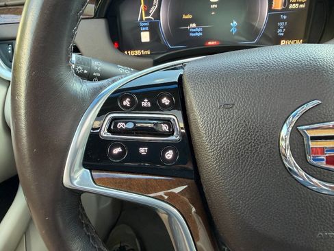 Used 2014 Cadillac XTS Premium FWD image 12