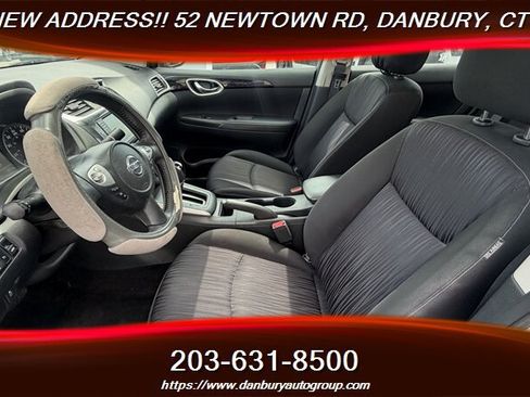 Used 2019 Nissan Sentra SV w/ Special Edition Package FWD image 11