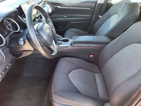 Used 2022 Toyota Camry LE image 11