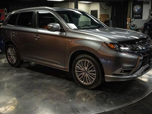 Used 2020 Mitsubishi Outlander GT image 5