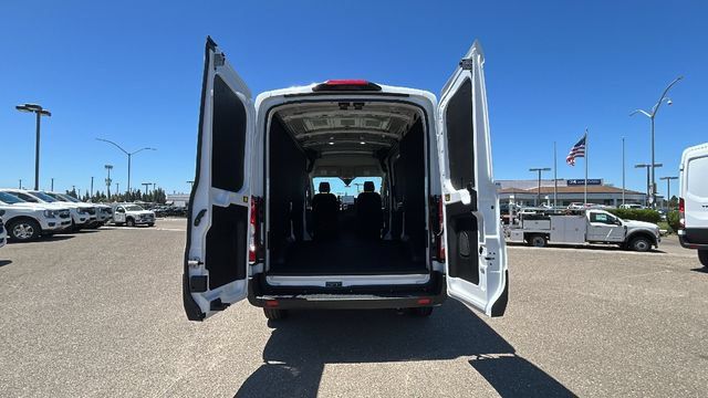 New 2026 Ford Transit 250 148 Medium Roof w/ Load Area Protection Package RWD image 14