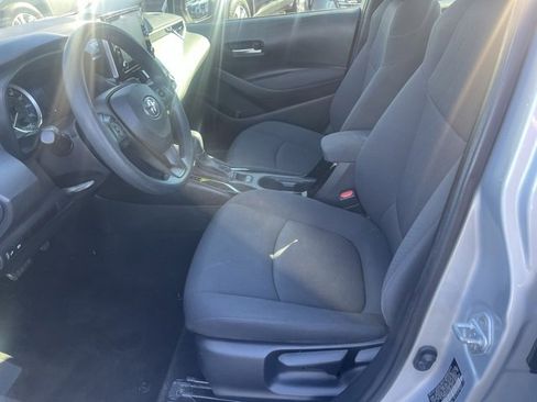 Used 2020 Toyota Corolla LE image 13