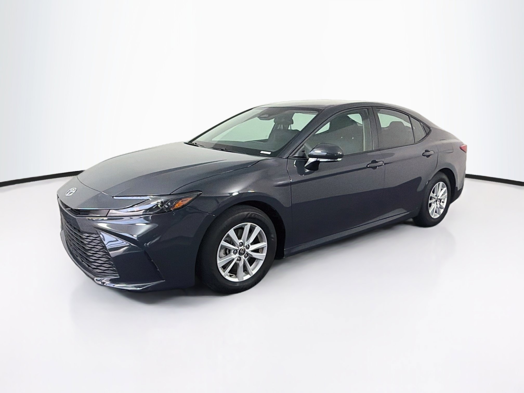 Used 2026 Toyota Camry LE FWD image 3