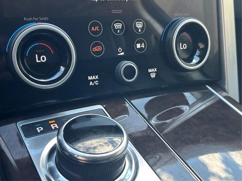 Used 2018 Land Rover Range Rover Long Wheelbase Autobiography image 39