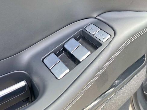 New 2026 Lincoln Navigator L Reserve AWD/4WD image 11
