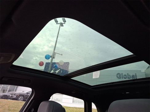 Used 2022 Audi Q3 2.0T Premium w/ Convenience Package image 15