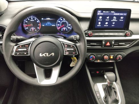 Used 2023 Kia Forte LXS FWD image 22
