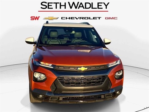 Used 2023 Chevrolet TrailBlazer ACTIV w/ Sun and Liftgate Package image 2