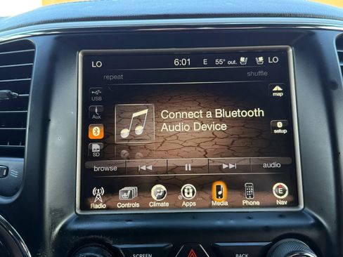 Used 2017 Jeep Grand Cherokee Overland image 40