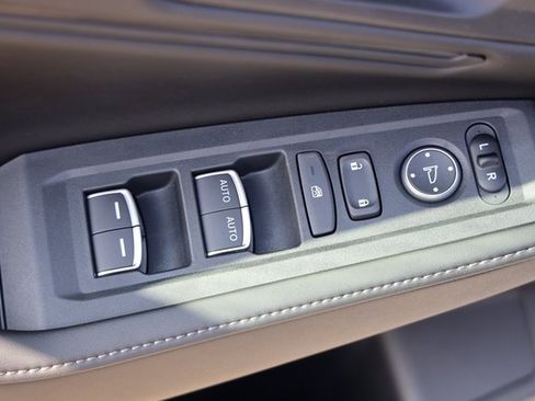 New 2025 Honda Accord Sport image 17