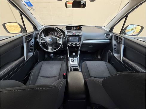 Used 2016 Subaru Forester 2.5i Premium AWD/4WD image 21