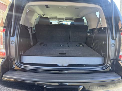 Used 2017 GMC Yukon SLE w/ HD Trailering Package image 7