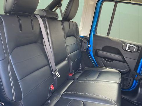 Used 2021 Jeep Wrangler Unlimited Sahara w/ Dual Top Group image 41