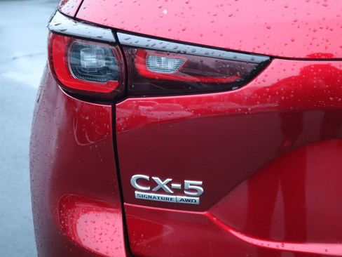 Used 2022 MAZDA CX-5 Signature AWD/4WD image 36