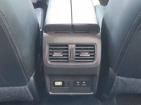 Used 2021 Nissan Rogue SL FWD image 21