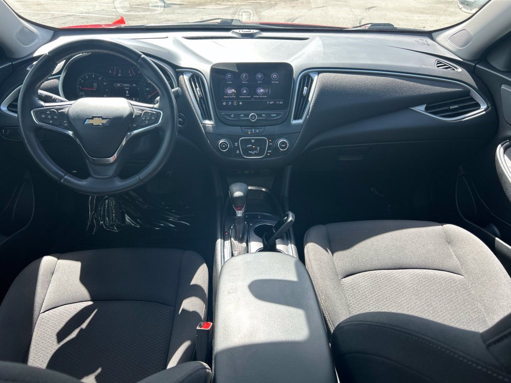 Used 2021 Chevrolet Malibu RS FWD image 29