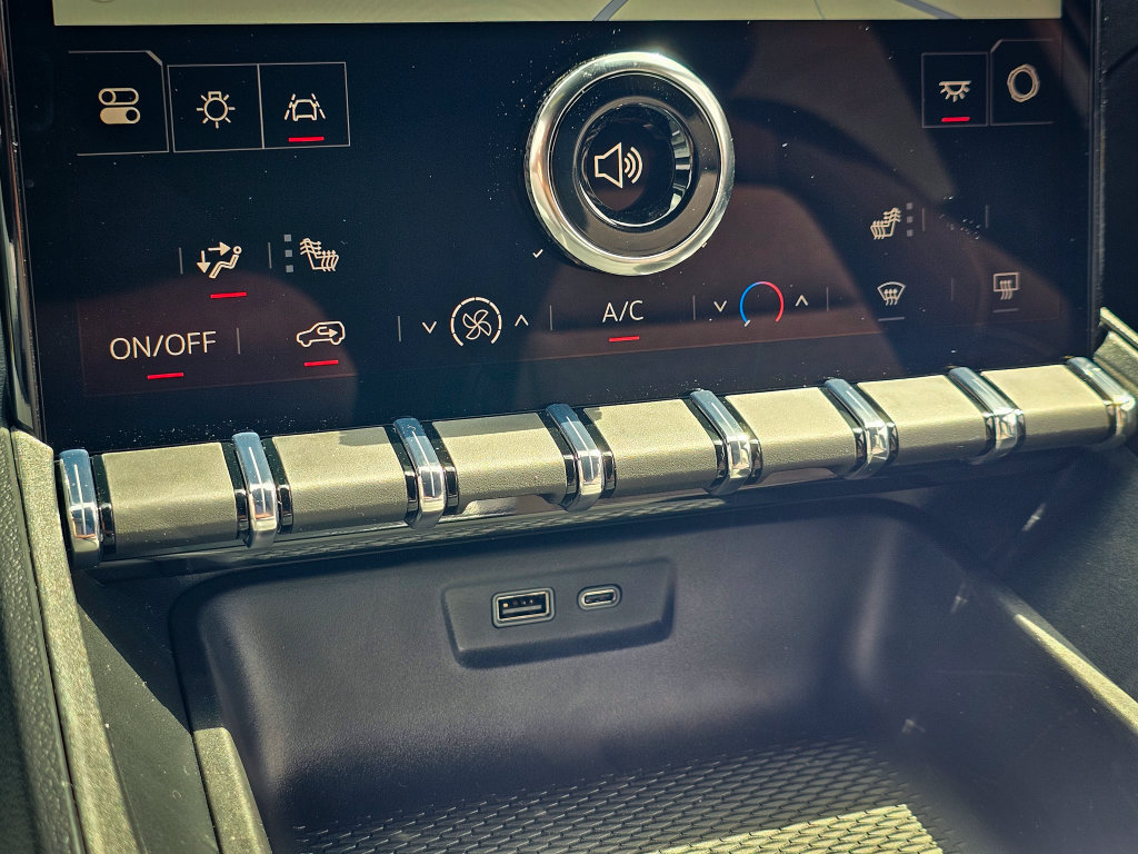 New 2027 GMC Terrain Elevation AWD/4WD image 24