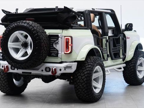 Used 2025 Ford Bronco Badlands AWD/4WD image 19