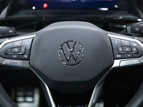 New 2026 Volkswagen Atlas Peak Edition image 17