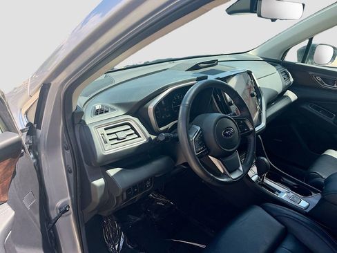 Used 2024 Subaru Ascent Touring AWD/4WD image 9