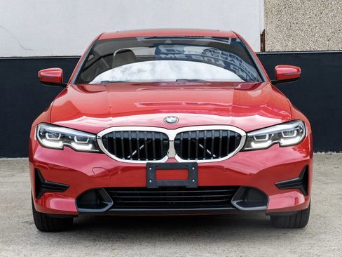 Used 2022 BMW 330i Sedan w/ Driving Assistance Package RWD image 5