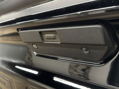 Used 2020 Chevrolet Silverado 1500 LTZ w/ LTZ Premium Package image 12