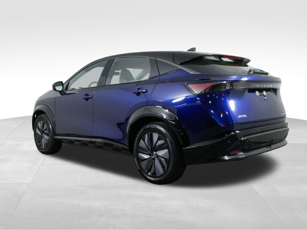 Used 2024 Nissan Ariya AWD image 8