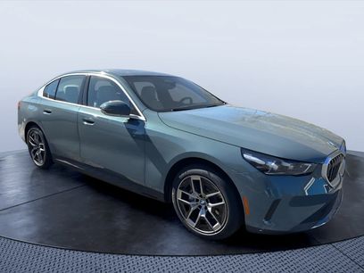 New 2026 BMW i5 eDrive40 w/ Premium Package
