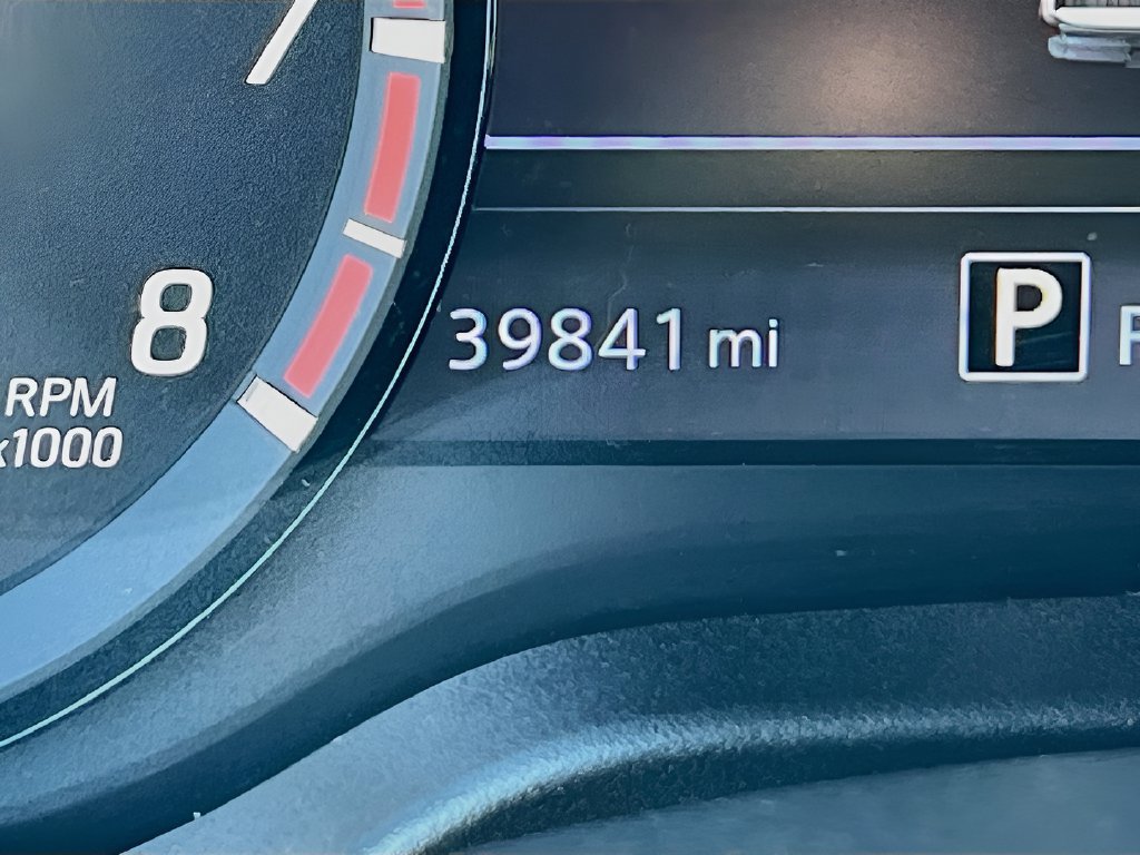 Used 2020 Nissan Titan PRO-4X w/ Pro-4x Convenience Package AWD/4WD image 12