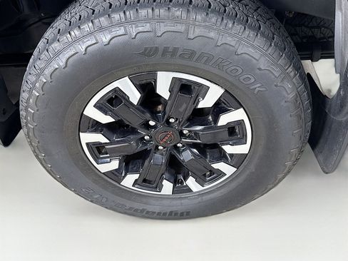 Used 2024 Nissan Frontier Pro-X w/ Technology Package image 36