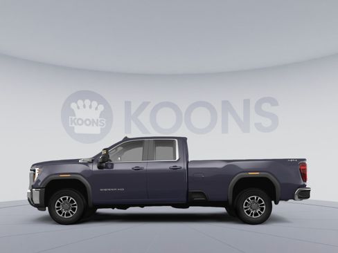 Used 2025 GMC Sierra 3500 SLE w/ SLE Value Package AWD/4WD image 2