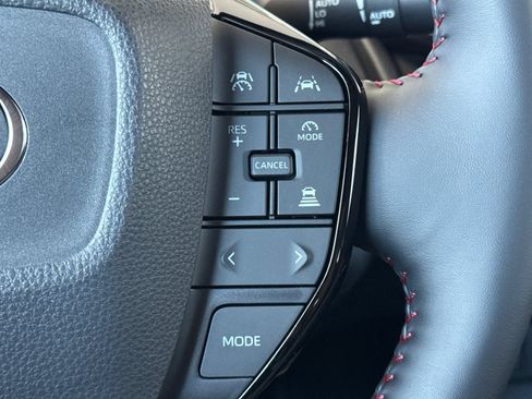 New 2026 Toyota Prius Plug-In Hybrid FWD image 28