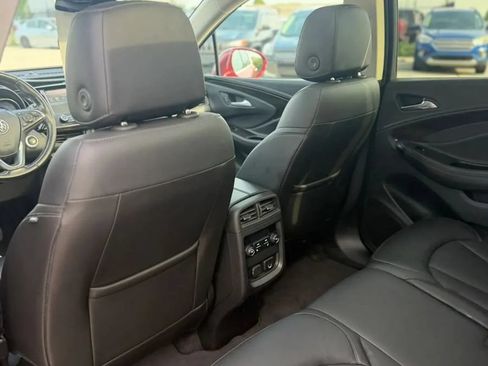 Used 2019 Buick Envision Essence FWD image 17