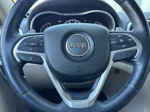 Used 2017 Jeep Grand Cherokee Limited RWD image 33