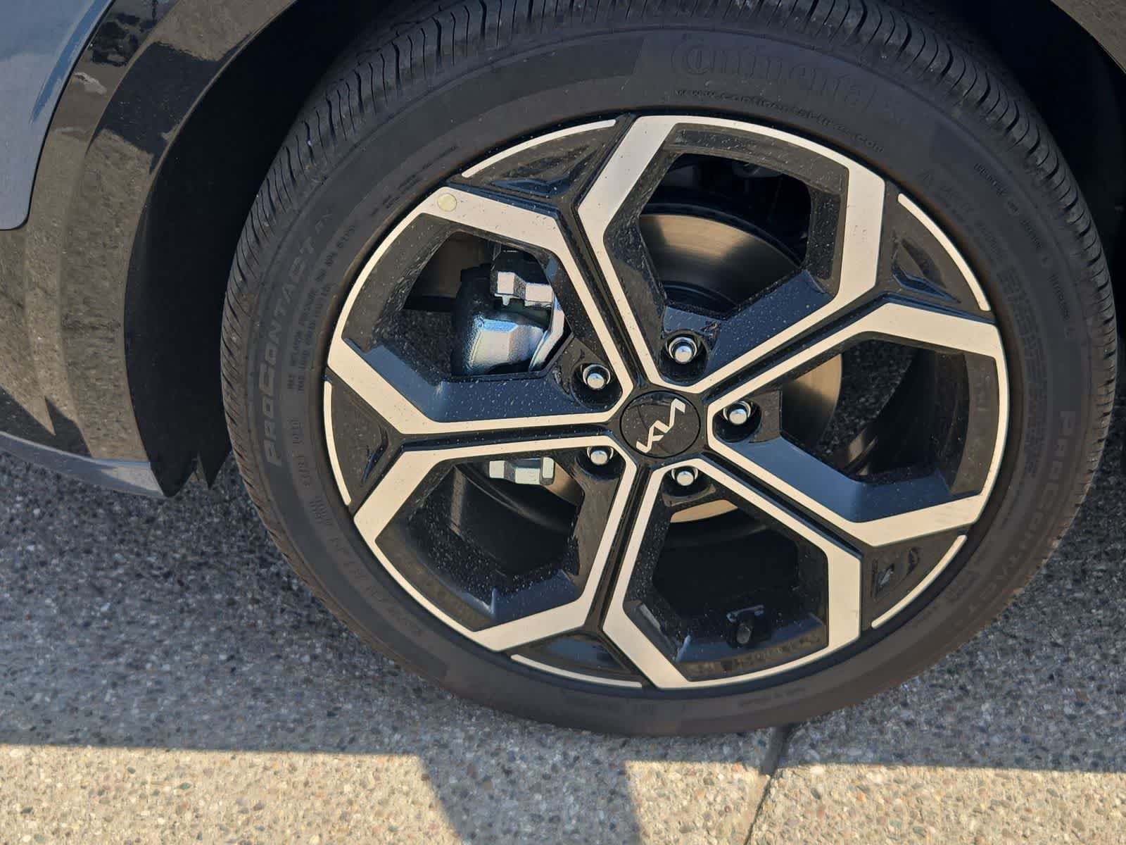New 2026 Kia Niro SX Touring FWD image 14