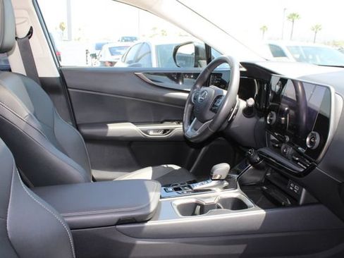 Certified 2024 Lexus NX 250 FWD image 5