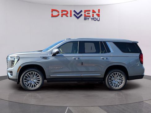 New 2026 GMC Yukon Denali w/ Denali Reserve Package AWD/4WD image 2