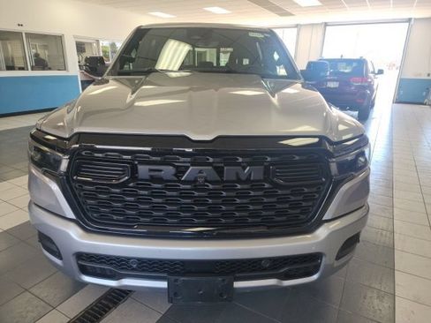 Used 2025 RAM 1500 Big Horn AWD/4WD image 8
