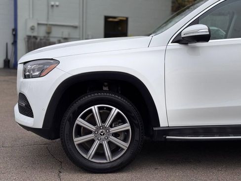 Used 2022 Mercedes-Benz GLS 450 4MATIC image 10