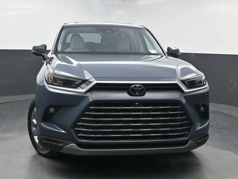 Used 2024 Toyota Grand Highlander Limited image 43
