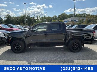 Used 2023 Nissan Frontier SV w/ Midnight Edition Package AWD/4WD video 2