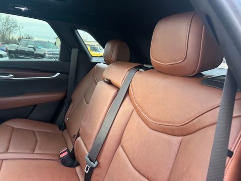 Used 2024 Cadillac XT5 Premium Luxury image 23