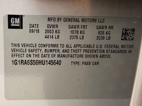 Used 2017 Chevrolet Volt LT w/ Comfort Package FWD image 42