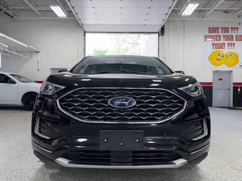 Used 2020 Ford Edge Titanium w/ Equipment Group 301A AWD/4WD image 10