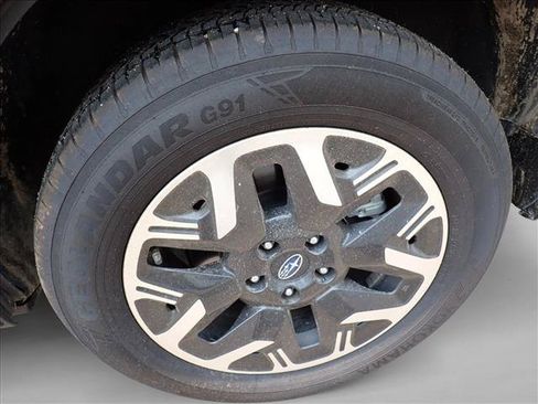 Certified 2025 Subaru Forester Premium AWD/4WD image 7